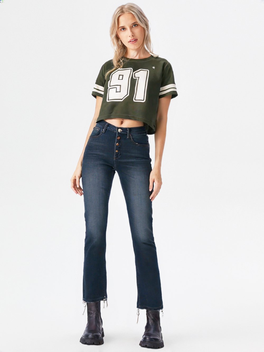 CROPTOP VERDE MILITAR NUMEROS Tshirt de Algodón Croptop Números - Imagen 1